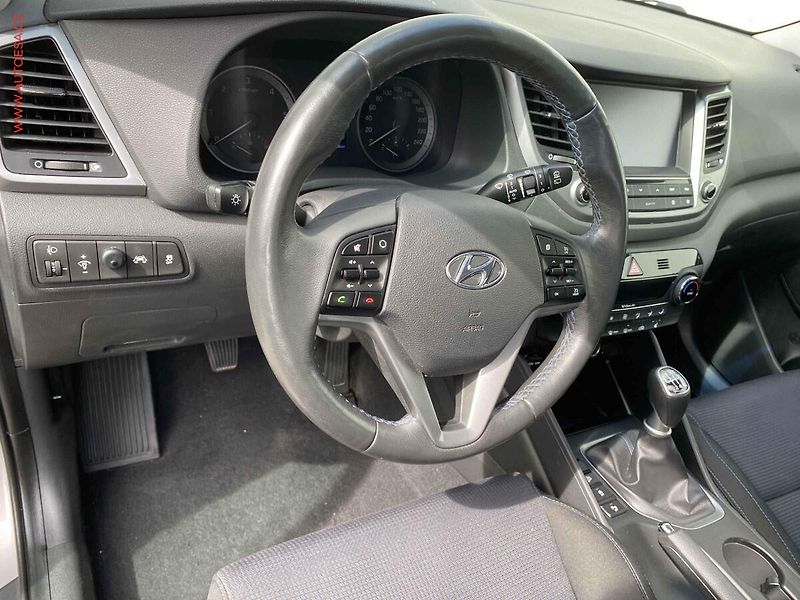 Hyundai Tucson (2017) 1.7CRDi, 1.maj,ČR, Czech - fotka 12 z 19