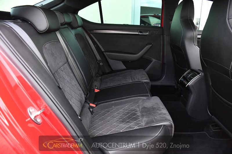 Škoda Superb 2.0TDi SPORTLINE 4X4 NEZ.TOP  - fotka 19 z 52