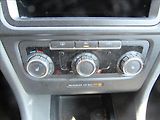 Volkswagen Golf 1,4 i 59kW - náhled 17