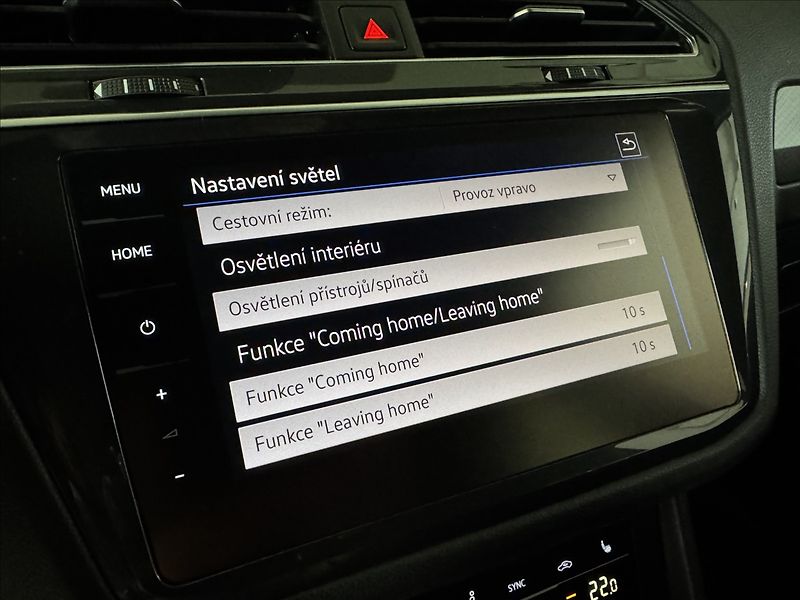 Volkswagen Tiguan 2,0 TDi  DSG Active LED Assist - fotka 31 z 49