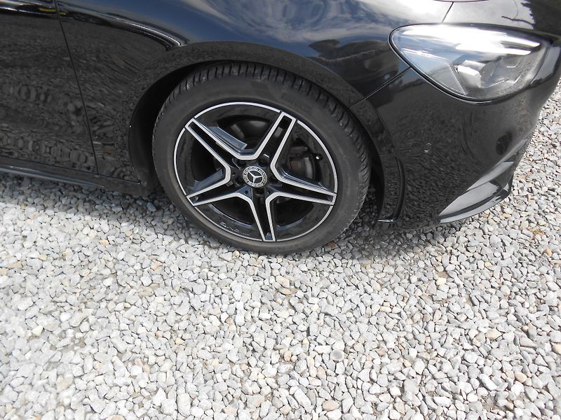 Mercedes-Benz Třídy B 2.0D AUTOMAT,AMG Paket,66TKm!! - fotka 13 z 42