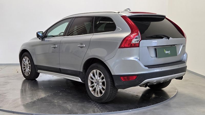 Volvo XC60 - fotka 3 z 6