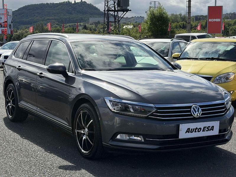 Volkswagen Passat (2015) 2.0TDi, AC - fotografie inzerátu