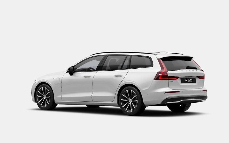 Volvo V60 (2026) T6 AWD Plug-in DARK PLUS - fotka 6 z 11