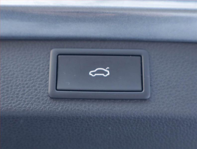 Škoda Karoq (2024) 2.0 TDI, Zár. 5 let/100000 km - fotka 25 z 25