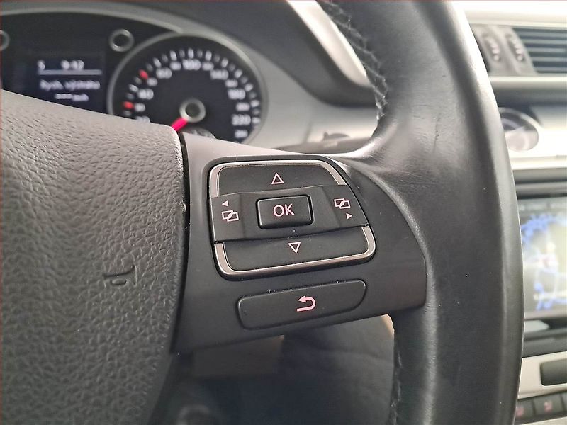 Volkswagen CC (2013) Highline 2.0 TDI, Kůže, Navi - fotka 16 z 21