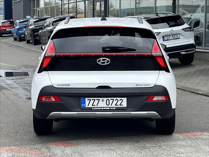 Hyundai Bayon 1,2 i  Play Plus - fotka 6 z 23