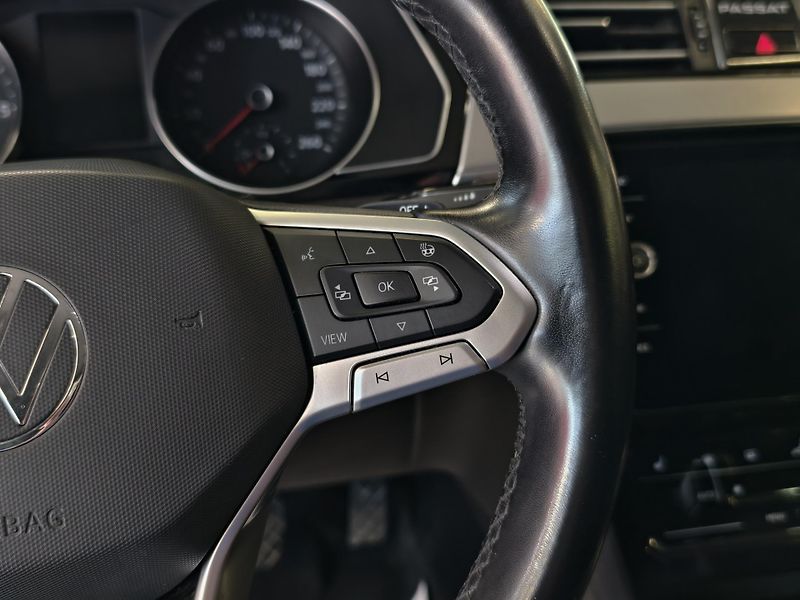 Volkswagen Passat 2.0 TDi DSG ELEGANCE, DCC, ČR  - fotka 21 z 26