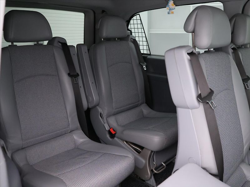 Mercedes-Benz Viano 2,2 CDI 110kW Aut. L CZ 7-Míst - fotka 14 z 32