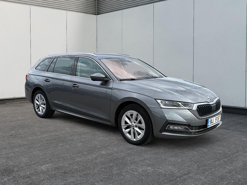 Škoda Octavia (2022) STYLE 2.0TSI 140kW DSG 4x4 CZ - fotka 3 z 11