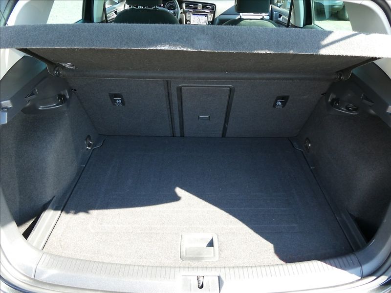 Volkswagen Golf 1,6 TDi 81kW DSG ALLSTAR,2xkol - fotka 20 z 50