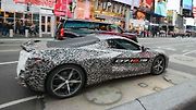 Chevrolet si finální vzhled revoluční Corvette přísbě střeží