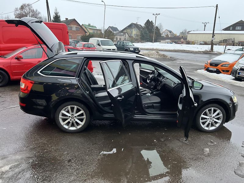 Škoda Octavia 2.0TDI 110KW,4x4,KůŽE,NAVI,XEN - fotka 30 z 45