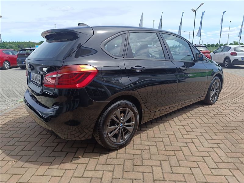 BMW Řada 2 1,5 218i Automat Active tourer - fotka 5 z 22
