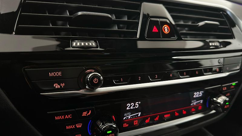 BMW Řada 5 540XD, maximální výbava! - fotka 47 z 62