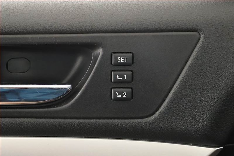 Subaru Outback (2013) 2.0 D, 4X4, Navi, Xenony - fotka 20 z 20