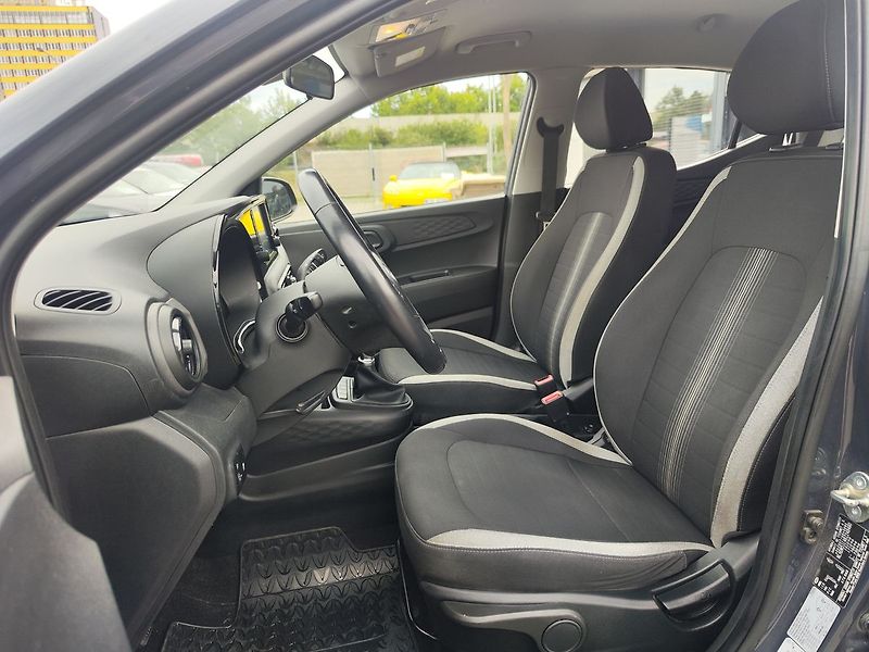 Hyundai i10 1.0i/49kW Comfort Club - fotka 12 z 24