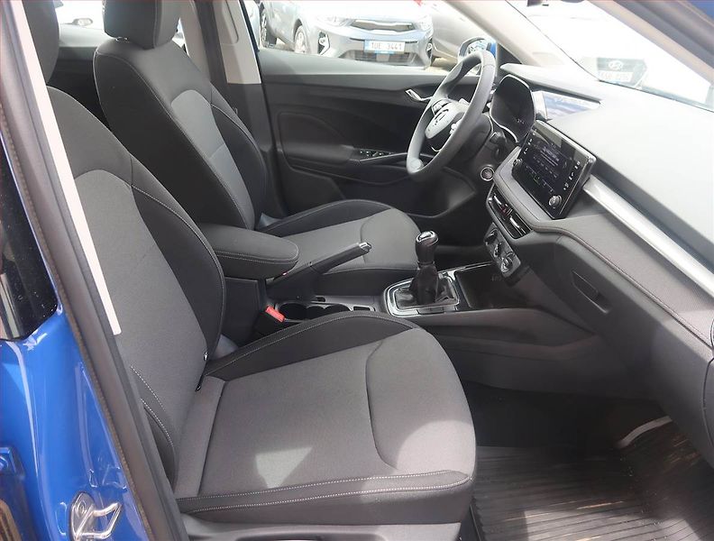 Škoda Fabia (2024) Selection 1.0 TSI, Serv.kniha - fotka 9 z 14