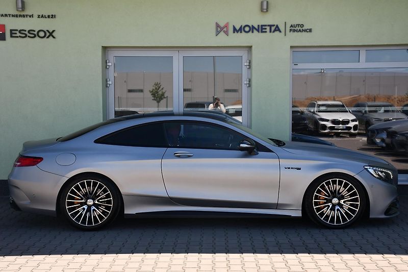 Mercedes-Benz Třídy S 63 AMG 4MATIC TOP VÝBAVA - fotka 12 z 49