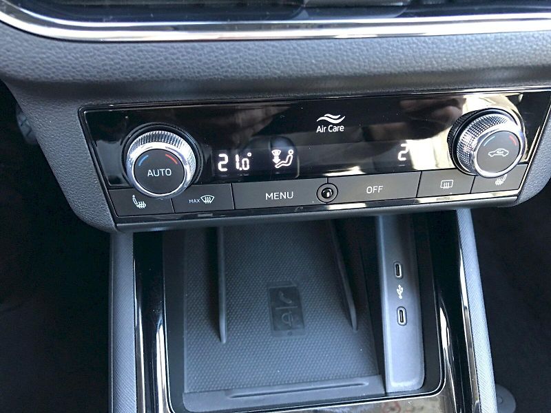 Škoda Kamiq (2021) STY TS 81/1.0 M6F - fotka 23 z 25