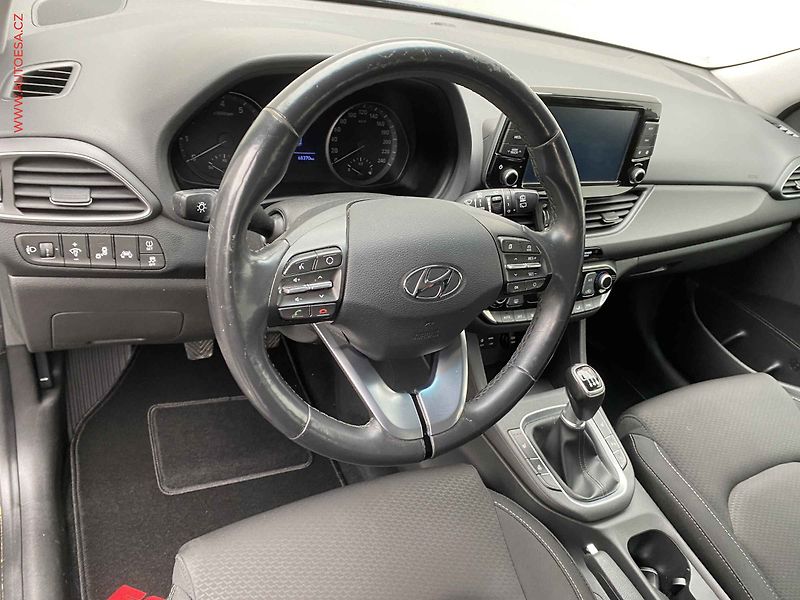 Hyundai i30 (2020) 1.4 T-GDi, 1.maj,ČR, All - fotka 13 z 19
