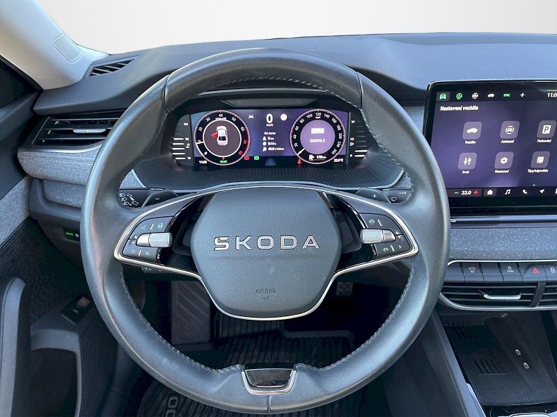 Škoda Octavia (2025) Top Selection 1.5 TSI 110kW MH - fotka 9 z 35