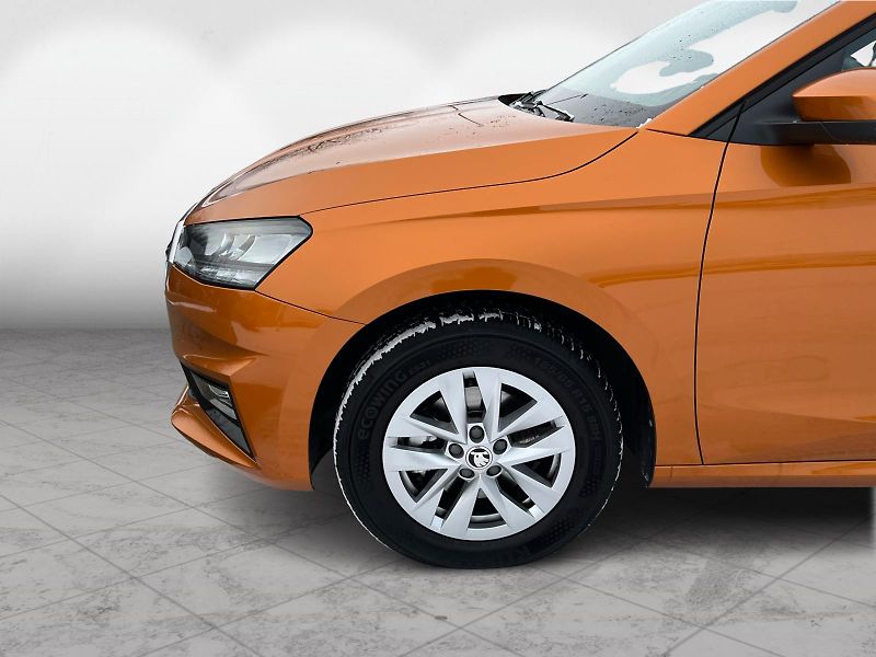 Škoda Fabia Top Selection 1.0 TSI 85kW DSG - fotka 10 z 22