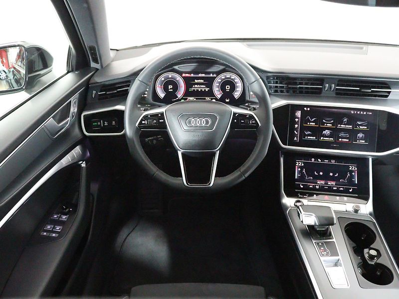 Audi A6 Avant Sline 50 TDI quattro  - fotka 23 z 28