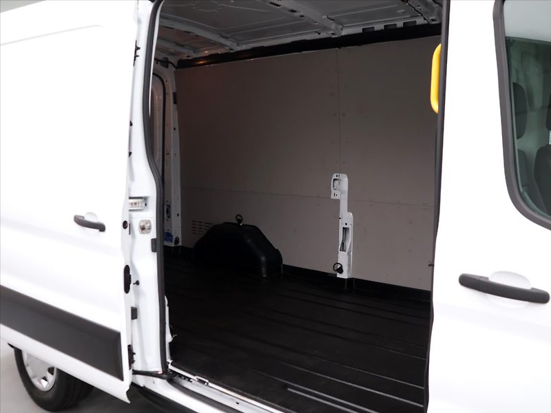 Ford Transit 2,0 350 TREND L3 FWD CZ DPH - fotka 12 z 36