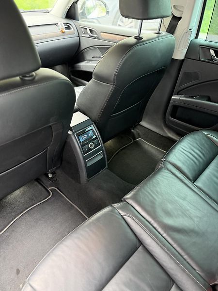 Škoda Superb (2013)  Škoda Superb facelift  - fotka 12 z 19