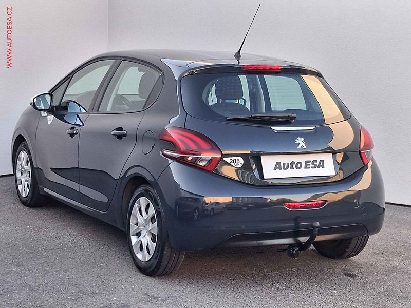 Peugeot 208 (2017) 1.2 PT, AC, TZ, tempo - fotka 6 z 14