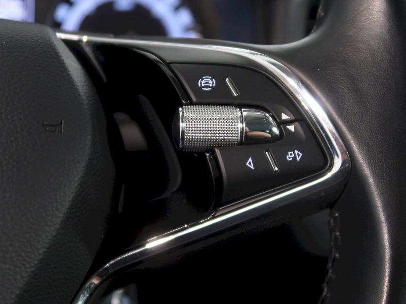 Škoda Karoq (2020) STYLE 1.5TSI 110KW DSG NAVI TA - fotka 19 z 37