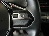Peugeot 5008 (2022) 1.2 PT, 1.maj,ČR, Allure - náhled 21
