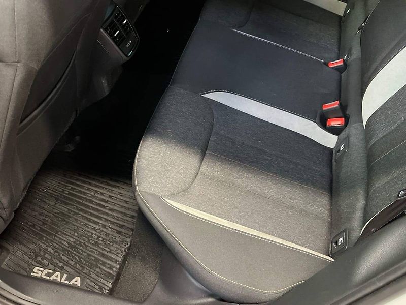 Škoda Scala (2023) Style 1.0 TSI - fotka 13 z 20
