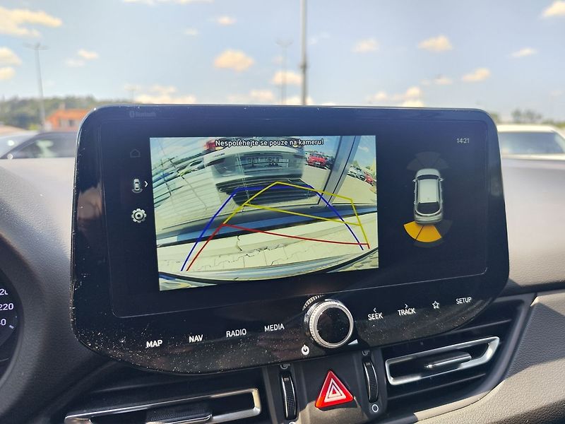 Hyundai i30 1.5 T-GDI/117kW Smart Navi - fotka 19 z 38
