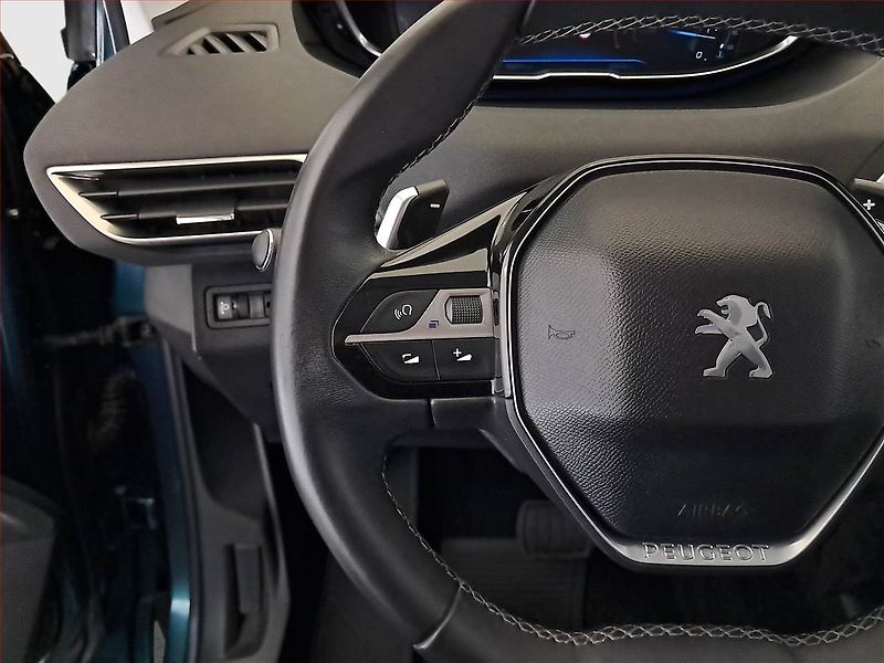 Peugeot 5008 (2017) PureTech 130, Automat, 7 míst - fotka 23 z 27