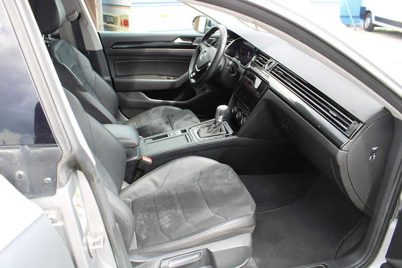 Volkswagen Arteon (2018) 2,0TDI MATRIX NAVI KŮŽE 4x4 - fotka 13 z 16