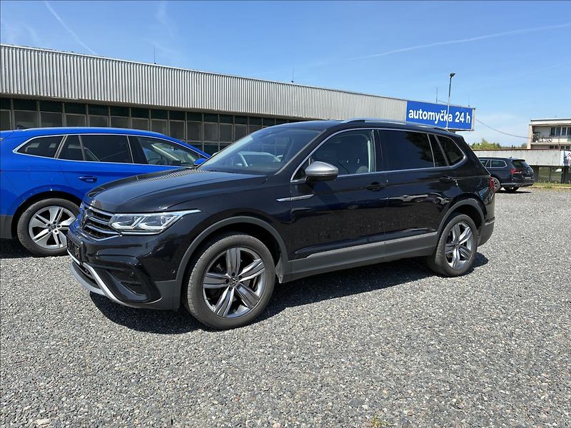 Volkswagen Tiguan Allspace 2,0 4 MOTION,TAŽNÉ,KAMERA 360 - fotka 2 z 34