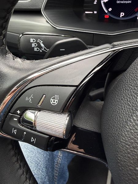 Škoda Superb (2022) 2.0 Tdi 147kW 4x4 STYLE DSG ČR - fotka 19 z 20
