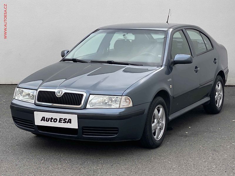 Škoda Octavia (2005) 1.6i, ČR, AC, STK5/28 - fotka 3 z 16