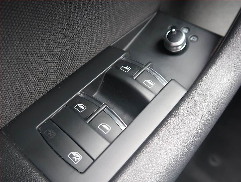 Audi A3 (2011) 1.6 TDI, Tempomat - fotka 17 z 18