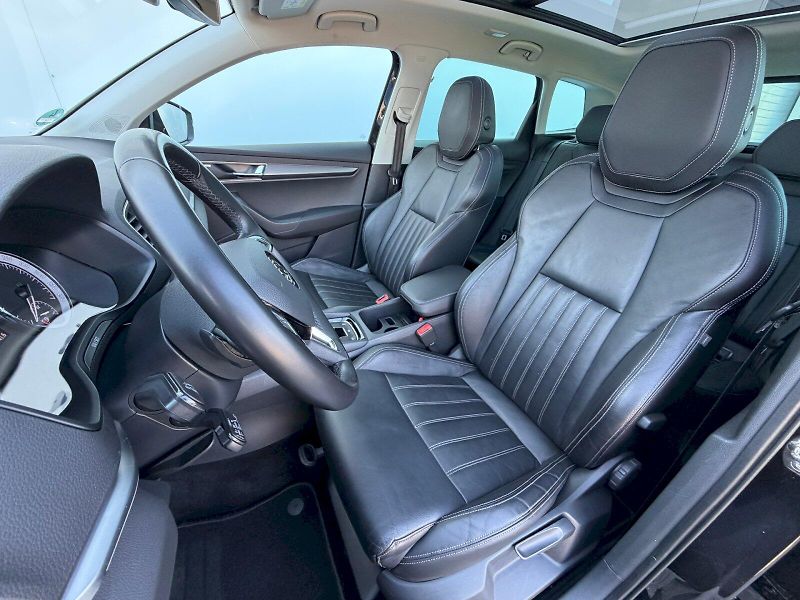 Škoda Karoq (2018) 1.5TSI 110kW DSG Style Pano Ků - fotka 6 z 35
