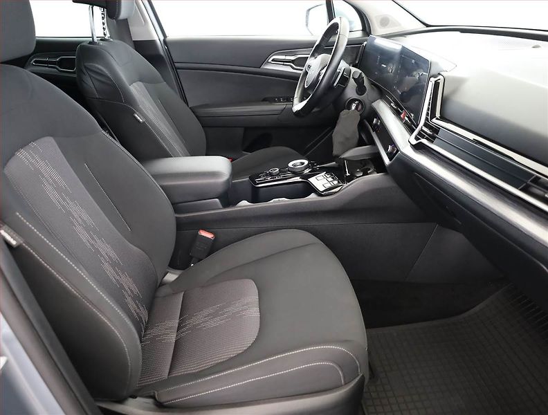 Kia Sportage (2022) Exclusive 1.6 T-GDI MHEV - fotka 7 z 19