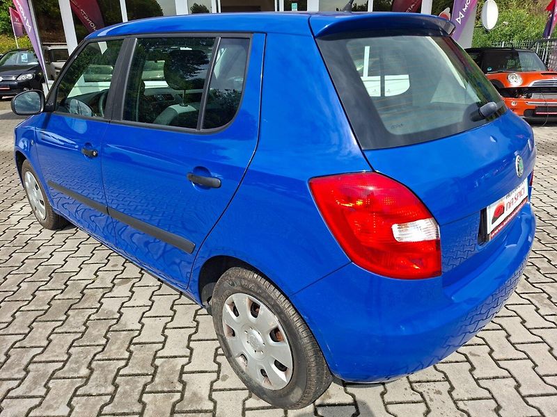 Škoda Fabia (2009) 1.2i 51kW -1.MAJITEL-KLIMA - fotka 6 z 23