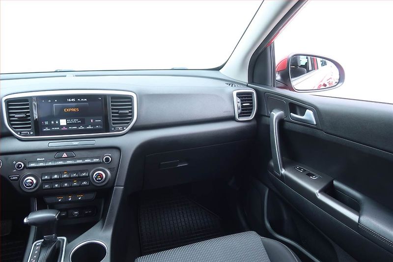 Kia Sportage (2021) Black Edition 1.6 CRDi - fotka 8 z 24