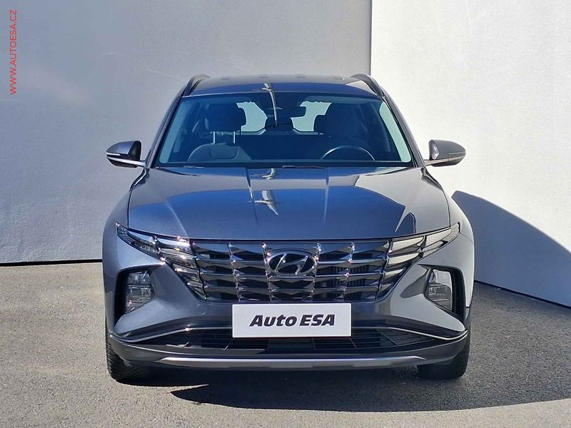 Hyundai Tucson (2022) 1.6 T-GDi 48V MHEV, 1.maj,ČR - fotka 2 z 18