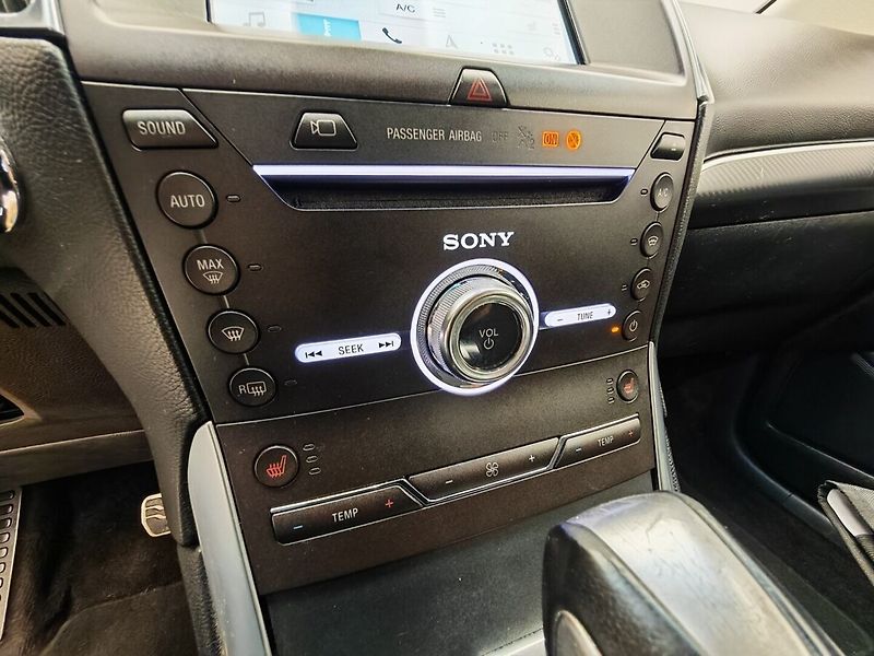 Ford Edge 2.0 Automat, 154 kW - fotka 39 z 44