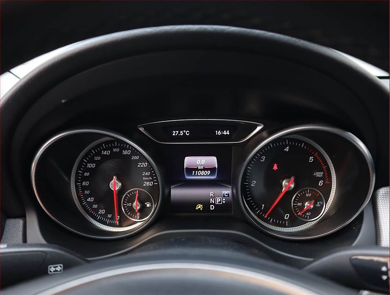 Mercedes-Benz CLA (2016) 200 CDI, Automat, Kůže, Navi - fotka 11 z 20