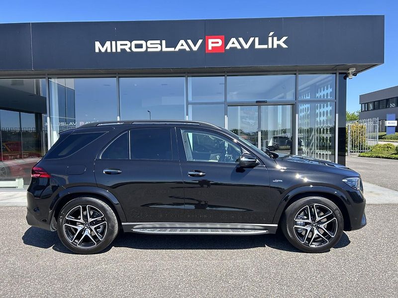 Mercedes-Benz GLE 53 AMG 4MATIC+ AIRMATIC - fotka 4 z 37