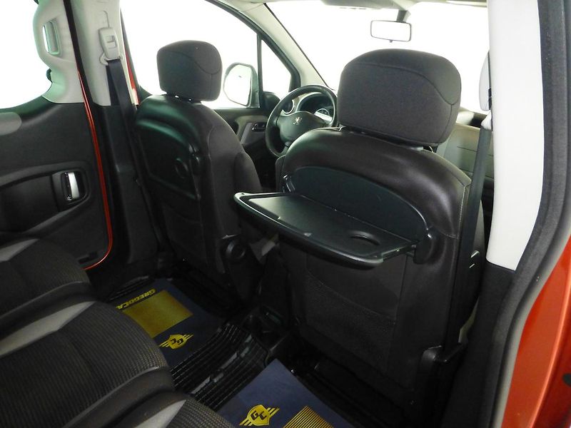 Peugeot Partner Tepee (2011) 1,6HDI*KLIMATIZACE - fotka 23 z 27